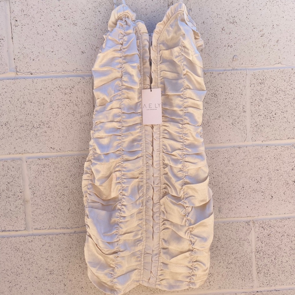 Scrunched style dress